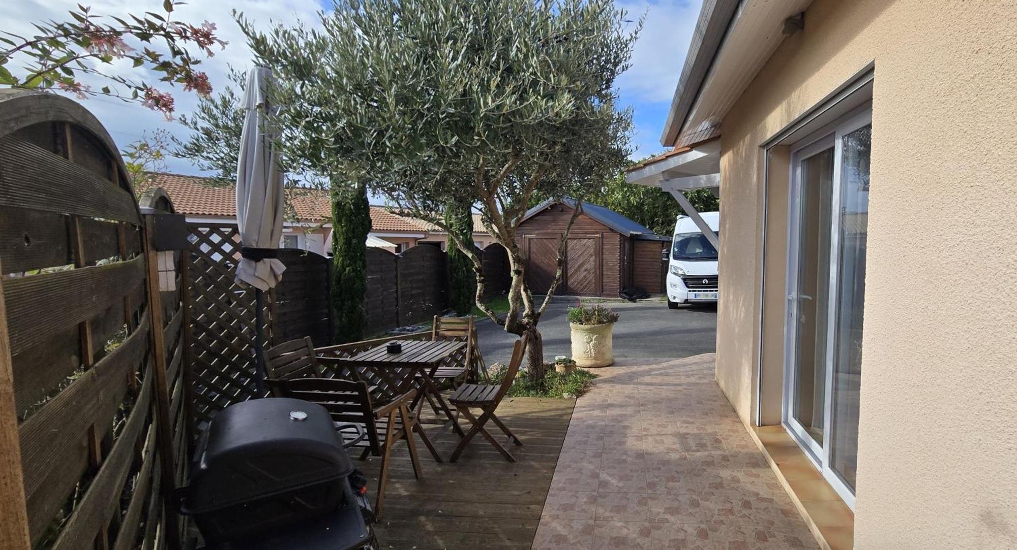 Welcome Logement Avec Terrasse Proche Bordeaux Saint-Andre-de-Cubzac Ngoại thất bức ảnh